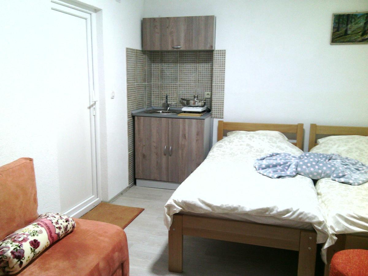 Nuli Apartments Kruševo Esterno foto