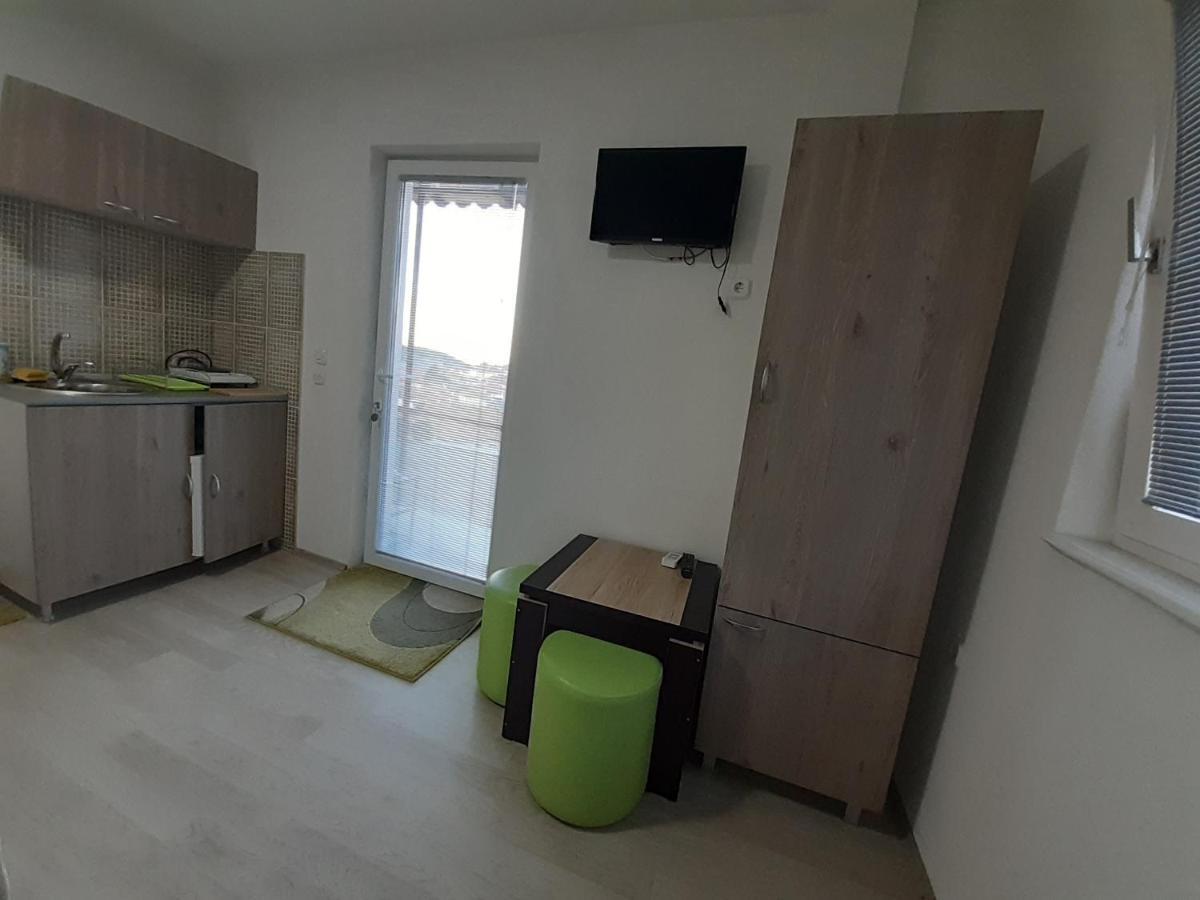 Nuli Apartments Kruševo Esterno foto